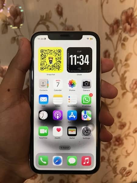 Iphone 11 64GB Battery health 72% condition 10/10. 2