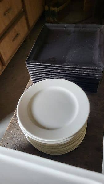 BRAND NEW EXPENSIVE CROCKERY FOR RESTAURANTS UAE IMPORTED 2