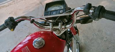 Honda CD 70 new condition everything okay available for sale