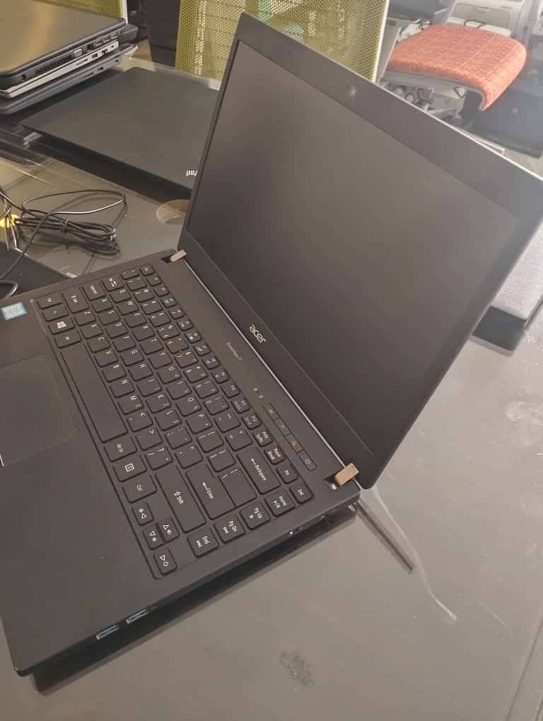 Laptop Dell Latitude 3540 4