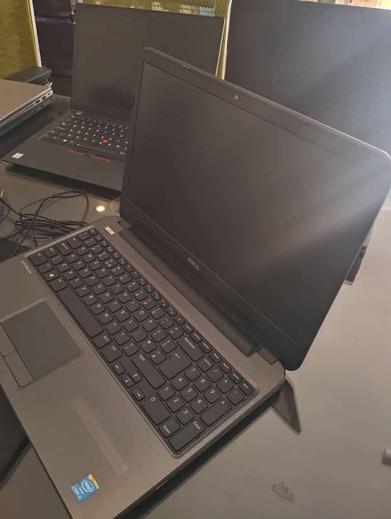 Laptop Dell Latitude 3540 5