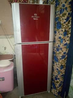 double door refrigerator in good condition