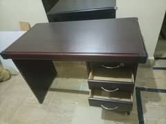 STUDY TABLE FOR SALE