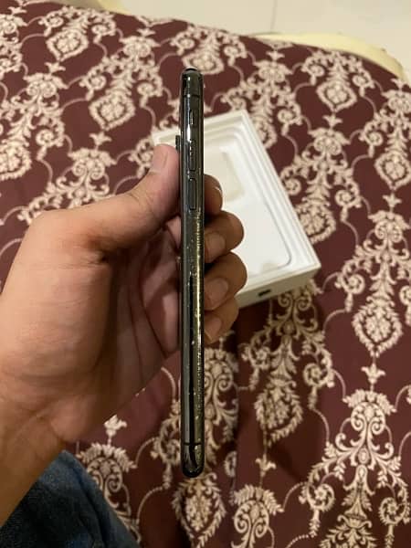 IPhone X 64gb PTA Approved Black 1