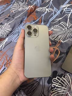 iPhone 15 Pro Max HK Natural Titanium