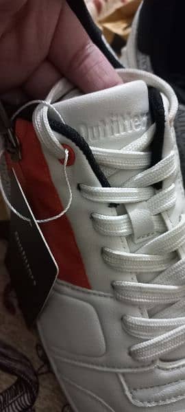 outfitter sneaker with zipper detail brand new 4