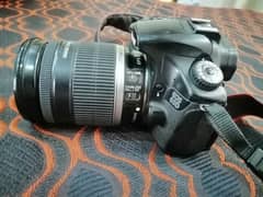 CANON EOS 60D with original charger and zoom lense