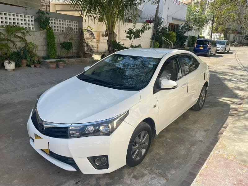 Toyota Corolla Altis 2016 3