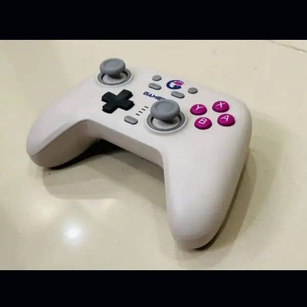 Gamesir Nova (Bluetooth controller for PC) 2