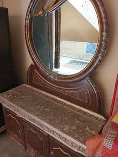 Dressing Table With Chair