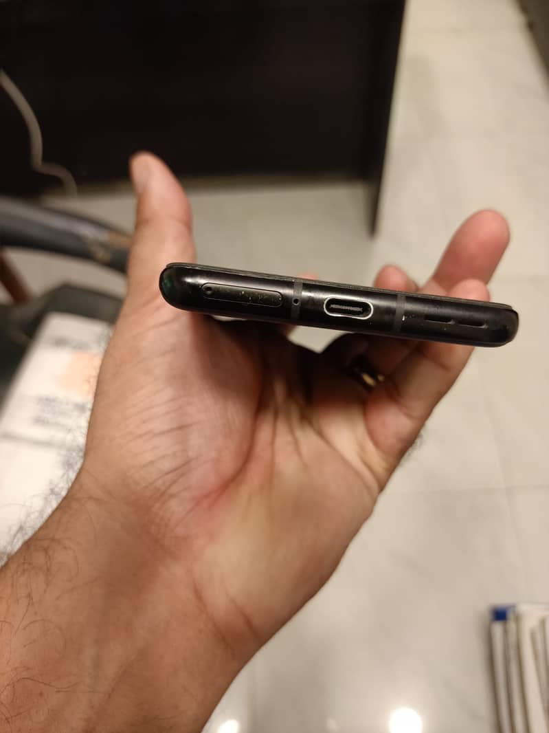 Oneplus 9 pro 8/256 in Black color 6