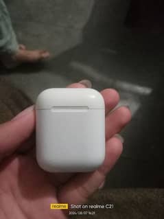 Original Apple Airpods