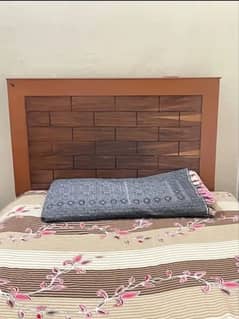 set of single bed