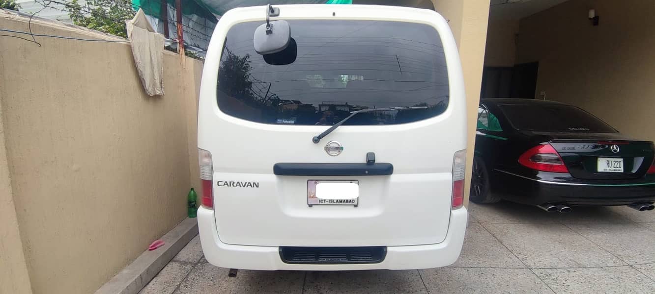 2012 Nissan Carava 2500 cc Automatic Dual ac 1