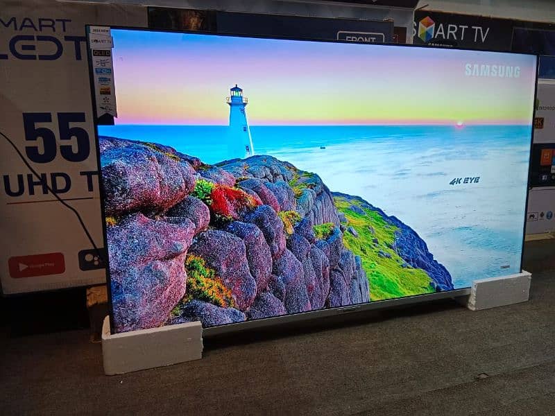 BIG SALE BUY 65 INCHES SMART SLIM LED TV WITH FREE WALLKIT 4