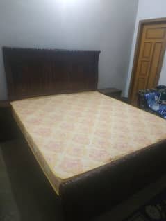 Chinito Bed set in Taali wood Excellent Condition