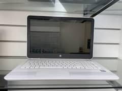 white silver hp pavilion15/core i5 7th gen