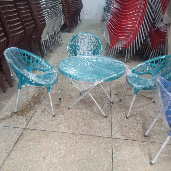 New Design Pure Plastic [Tree chair or Garden chair) 1