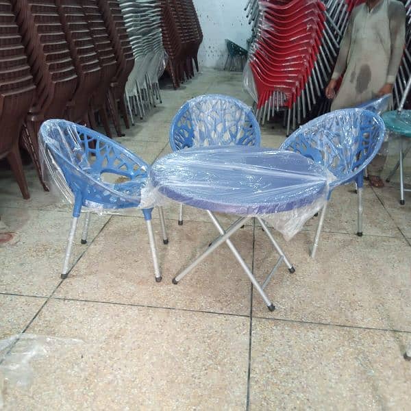 New Design Pure Plastic [Tree chair or Garden chair) 2