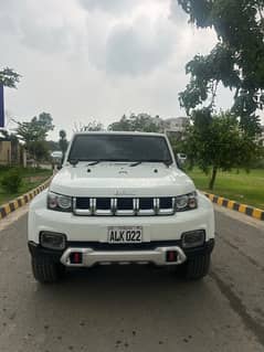 BAIC BJ40 2022 excellent condition betr revo fortuner grande Hrv