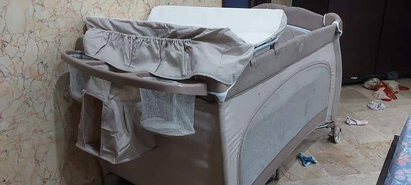 graco travel cot 2