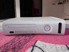 Xbox 360 jasper New 250 gb With 2 controllers