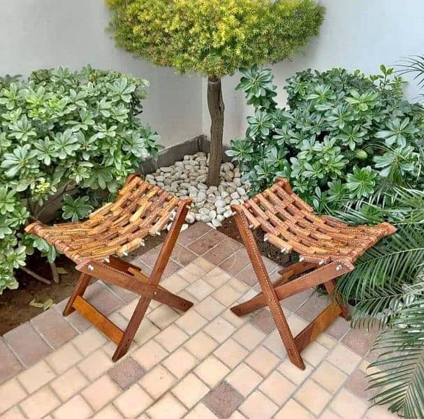 Folding Wooden Chairs And Stools 4