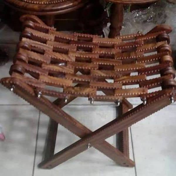 Folding Wooden Chairs And Stools 10