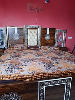 bed set available 5 piece