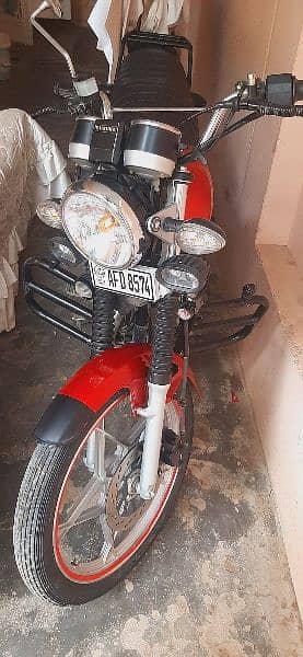 Suzuki 150 se 3