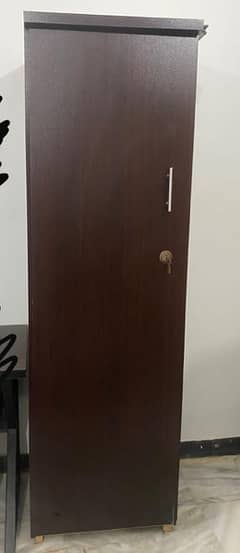 single door cupboard