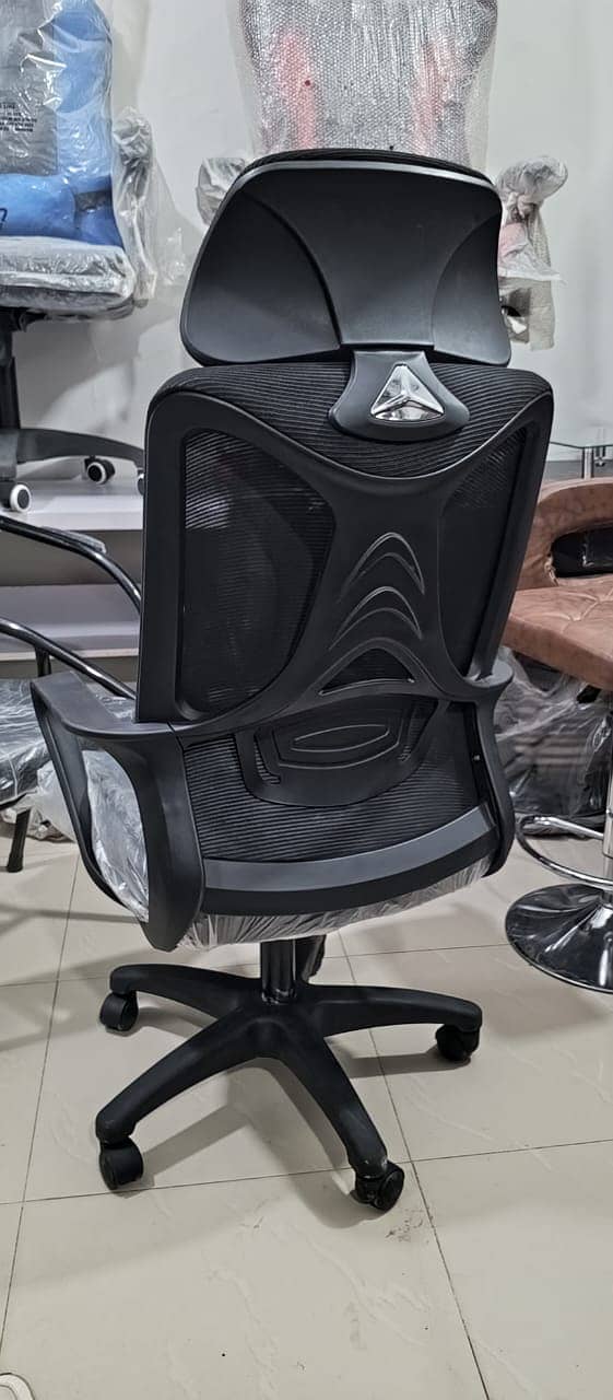 Office chair  for sale / Revolving Chair / executive chair in karachi 15