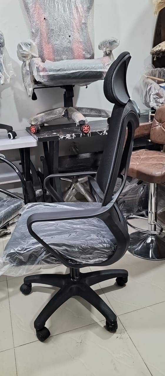 Office chair  for sale / Revolving Chair / executive chair in karachi 16