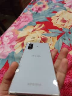 sony xperia 5  10/10 condition