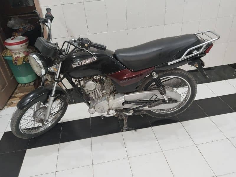 Suzuki Gd110 2014 model Islamabad number lush condition 1