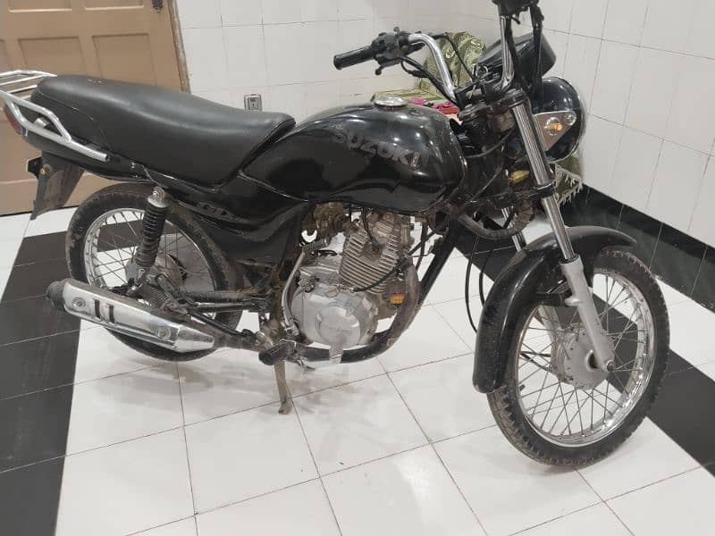 Suzuki Gd110 2014 model Islamabad number lush condition 4