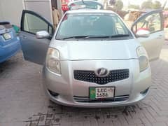 Toyota Vitz 2011