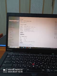 Lenovo i5 X1 carbon Slim laptop