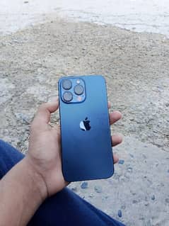 iphone 15 pro max blue