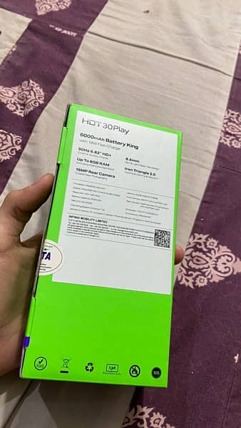 Infinix hot 30 play 8/64 box pack under warranty 9