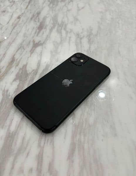 Iphone 11 64 GB Non PTA Factory unlocked Condition 10/10. 1