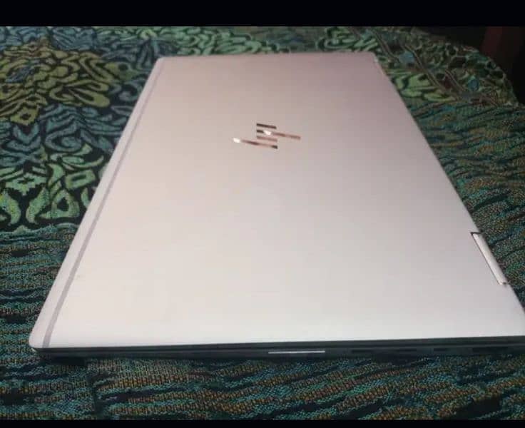 HP Elitebook G7 1