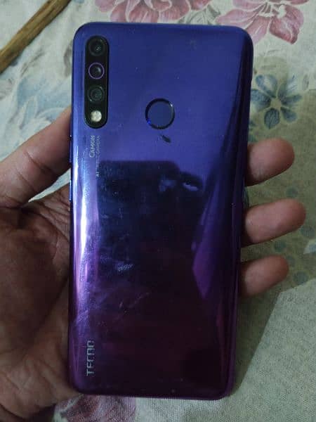 Tecno camon 12 air 4+64gb 2