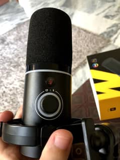 Maono  Mic for Sale (new)