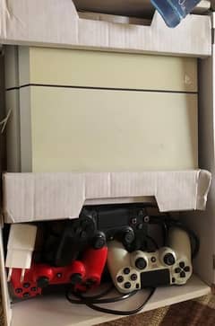 PS 4  500GB with 3 controllers