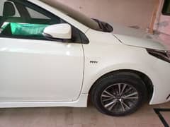 Toyota Corolla GLI 2018 Super white Limited Edition