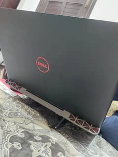 Dell Inspiron 15-7000 Gaming Laptop