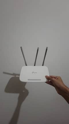 TP Link Wireless router Three Antenna