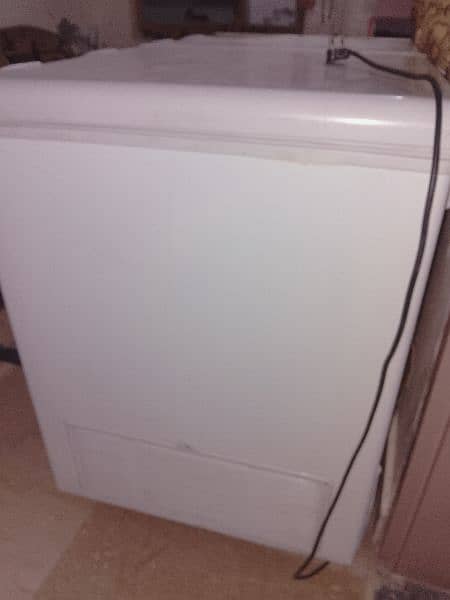 Haier Freezer double door new condition 10/10 3