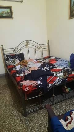 King size bed for sale